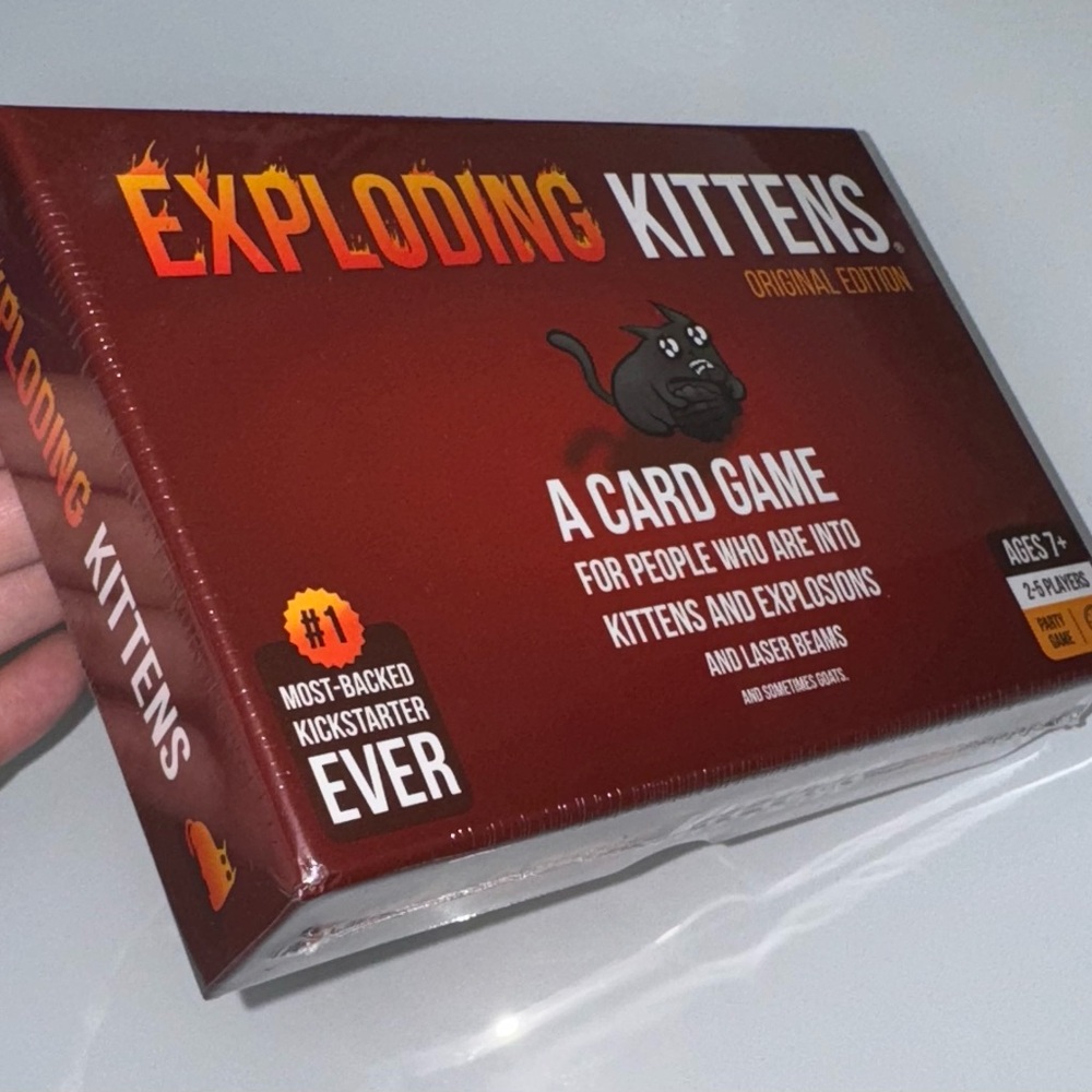 Exploding Kittens Card Game - Picture 3 of 5